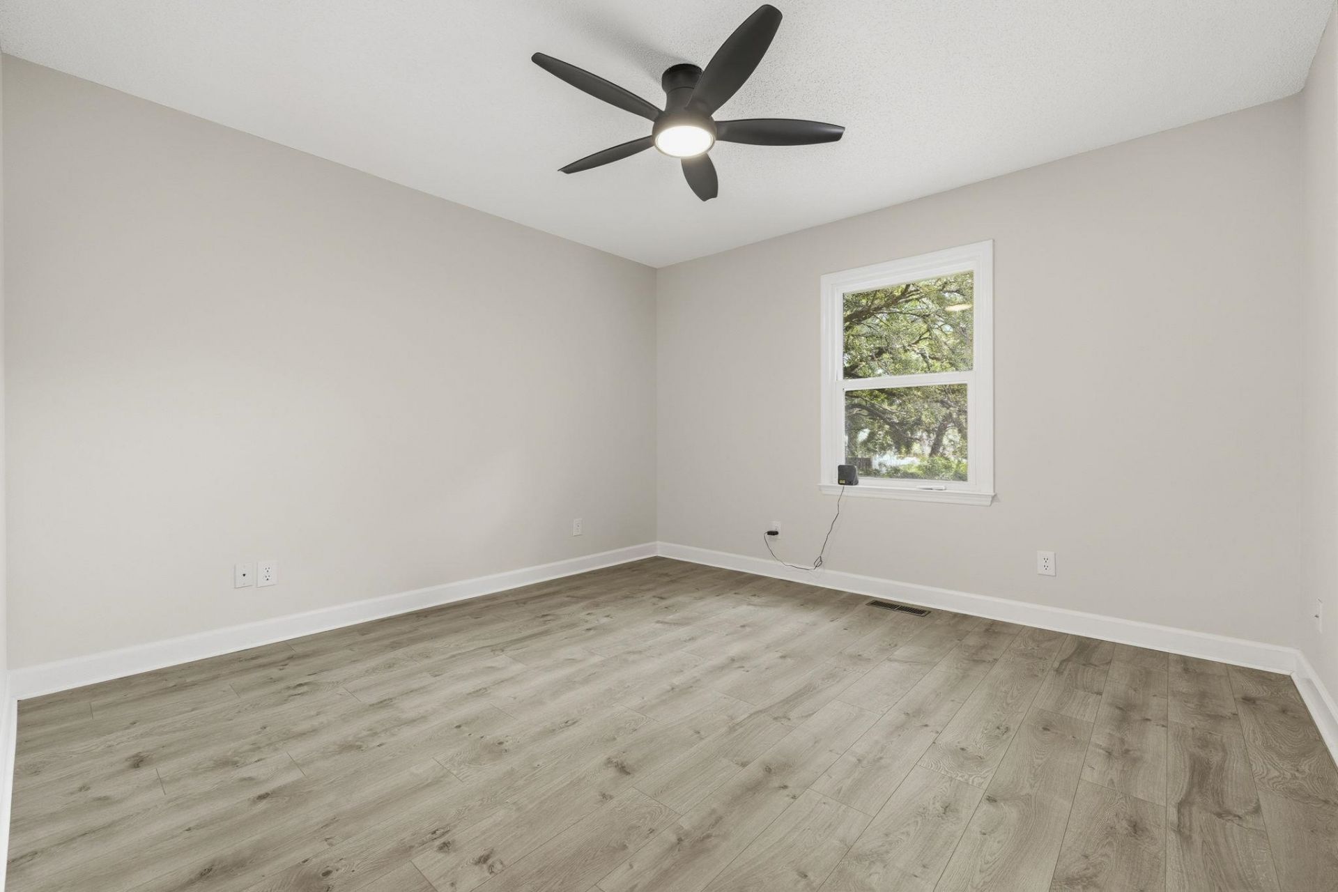 3556 Golden Rod Ct  Photo 17