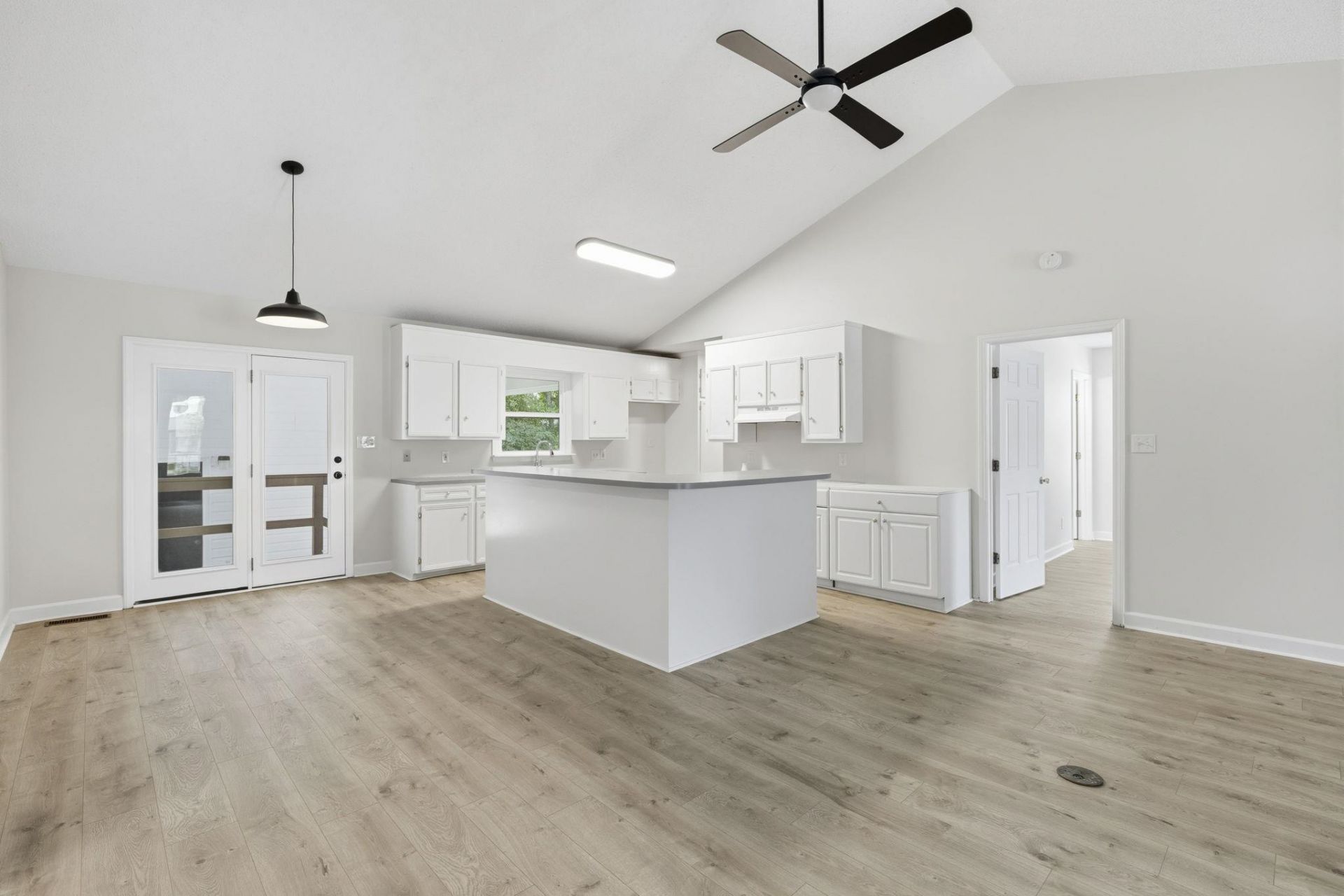 3556 Golden Rod Ct  Photo 7