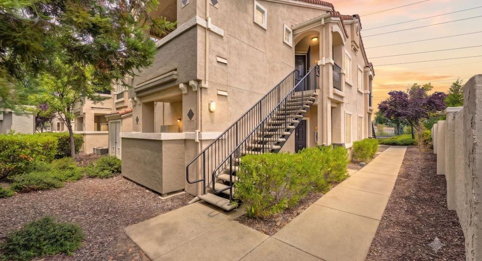 885 Halidon Way #1428, Unit 1428, Folsom, CA 95630 Photo