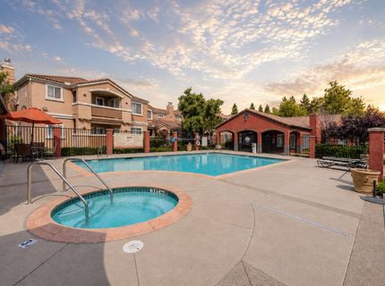 885 Halidon Way #1428, Unit 1428, Folsom, CA 95630 Photo