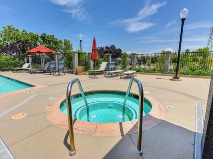 885 Halidon Way #1428, Unit 1428, Folsom, CA 95630 Photo