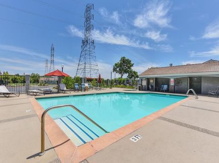 885 Halidon Way #1428, Unit 1428, Folsom, CA 95630 Photo