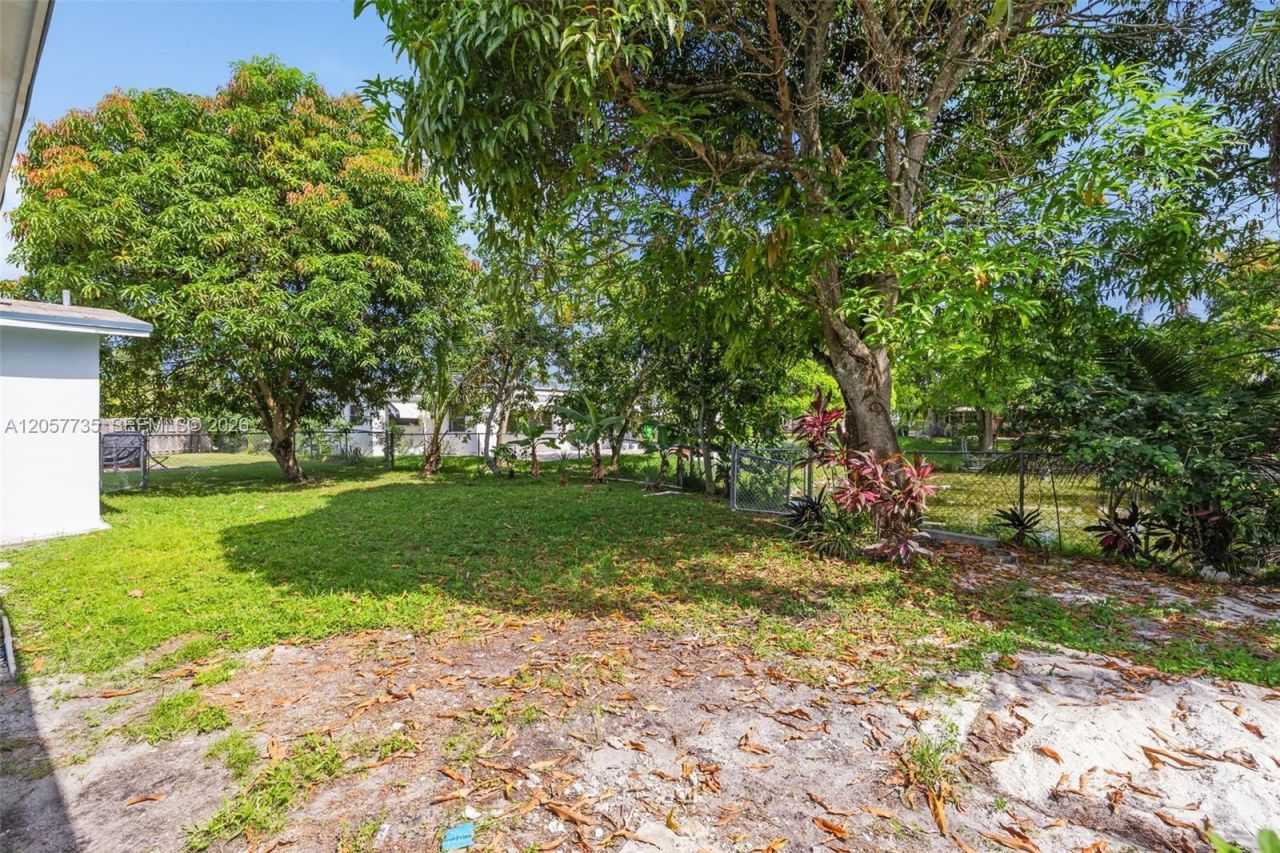 6420 NW 26th St , Sunrise, FL 33313 Photo