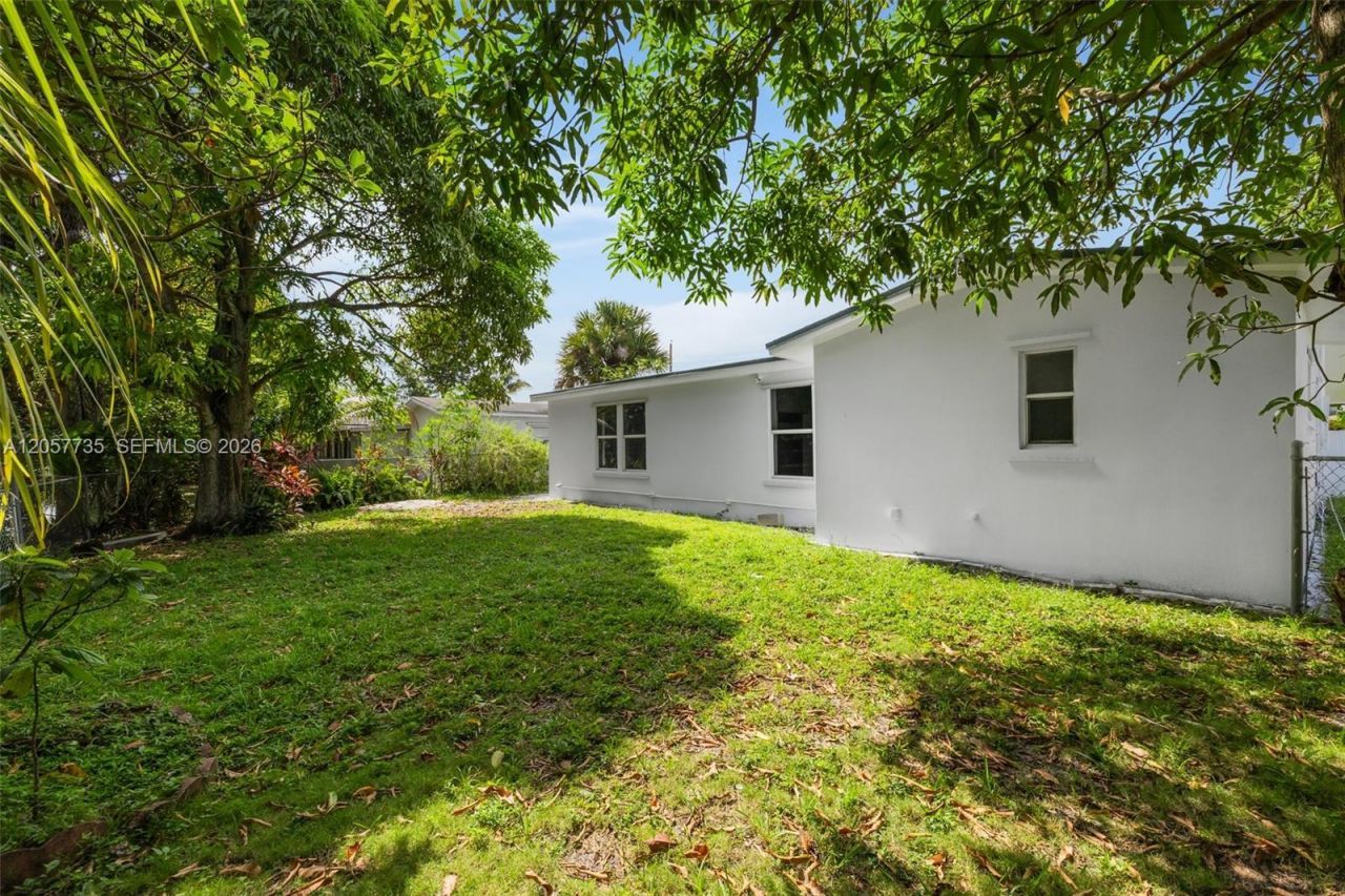 6420 NW 26th St , Sunrise, FL 33313 Photo