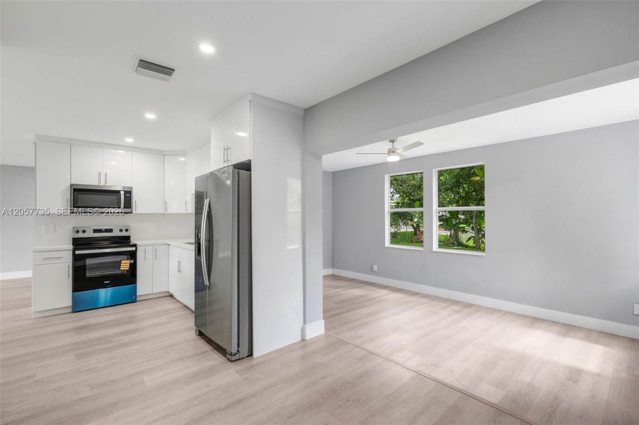 6420 NW 26th St , Sunrise, FL 33313 Photo