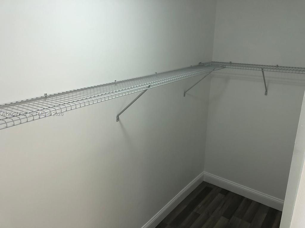 9682 Fontainebleau Blvd, Unit 507, Miami, FL 33172 Photo
