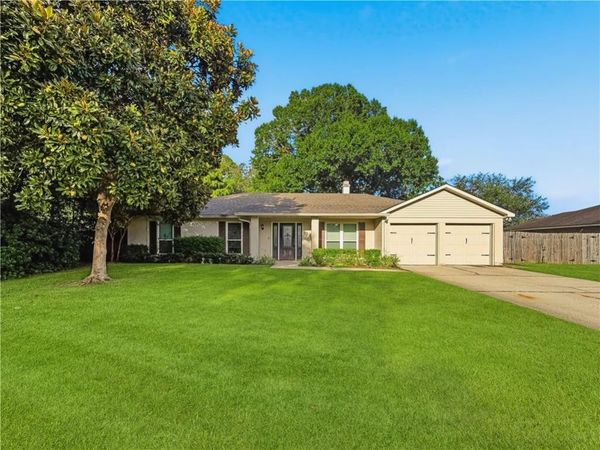105 BRANCHWOOD Drive , Slidell, LA 70458