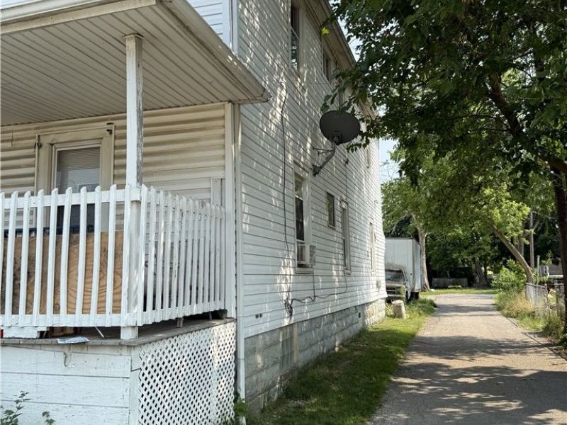 3819 Storer Avenue, Cleveland, OH 44109 Photo 4