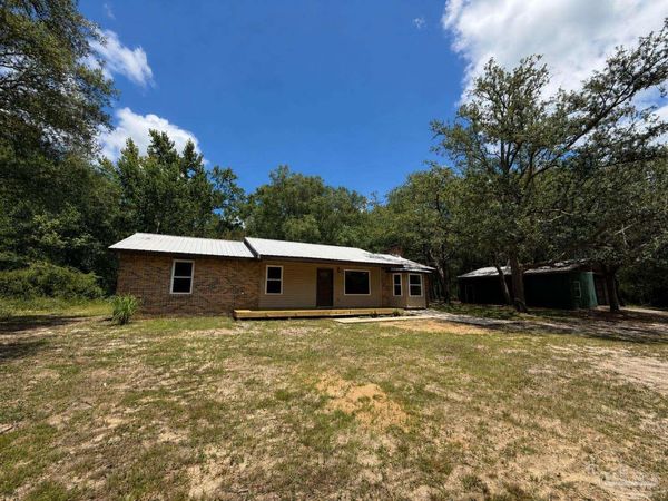 9140 Barney Broxson Rd, Milton, FL 32583