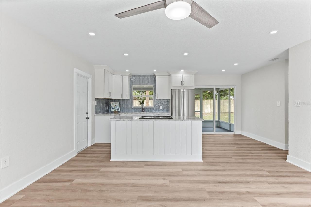 3332 70th Lane N, Saint Petersburg, FL 33710 Photo