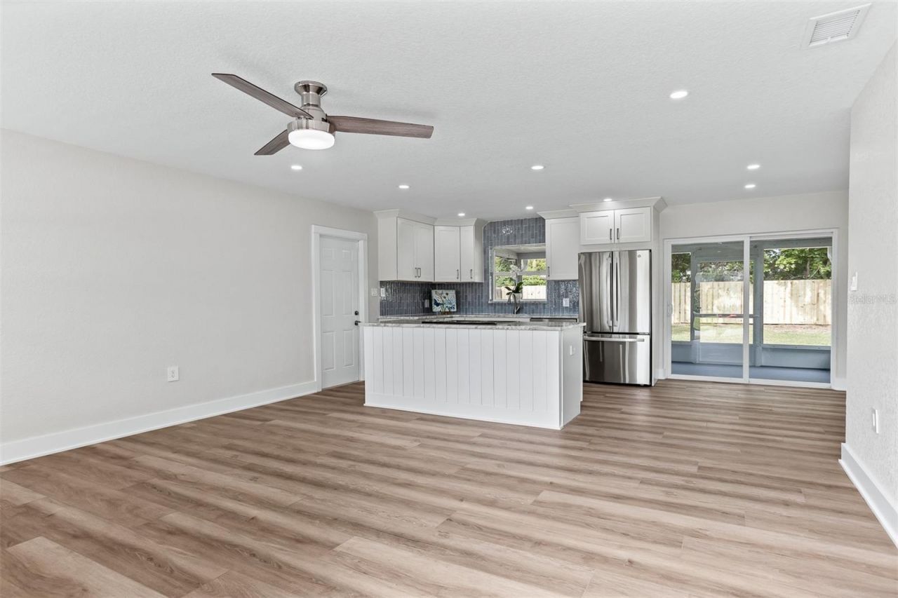 3332 70th Lane N, Saint Petersburg, FL 33710 Photo