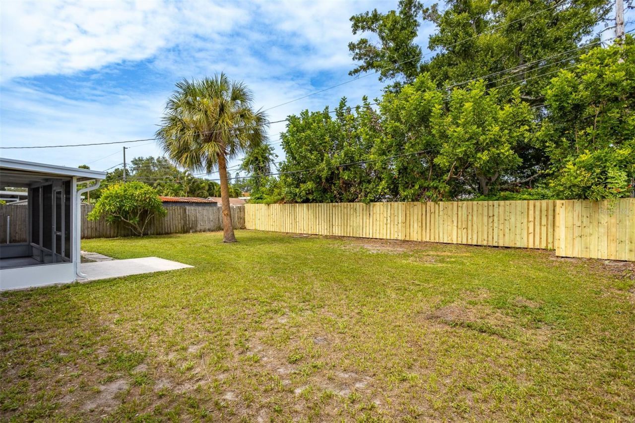 3332 70th Lane N, Saint Petersburg, FL 33710 Photo
