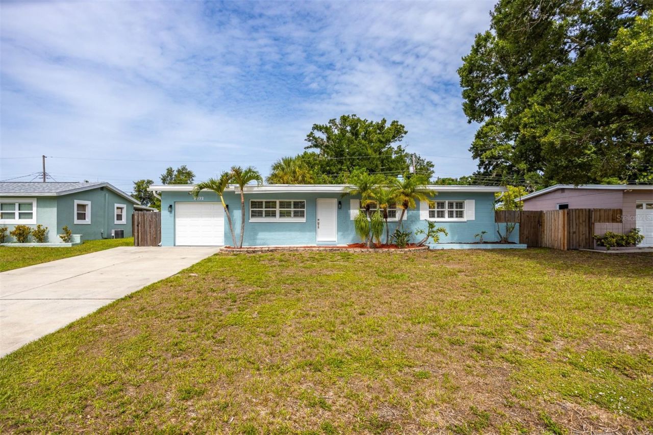 3332 70th Lane N, Saint Petersburg, FL 33710 Photo