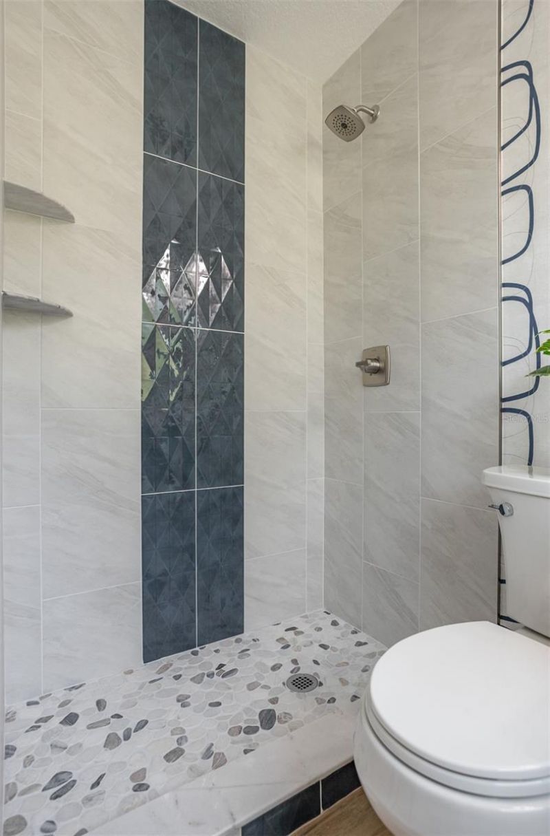 3332 70th Lane N, Saint Petersburg, FL 33710 Photo