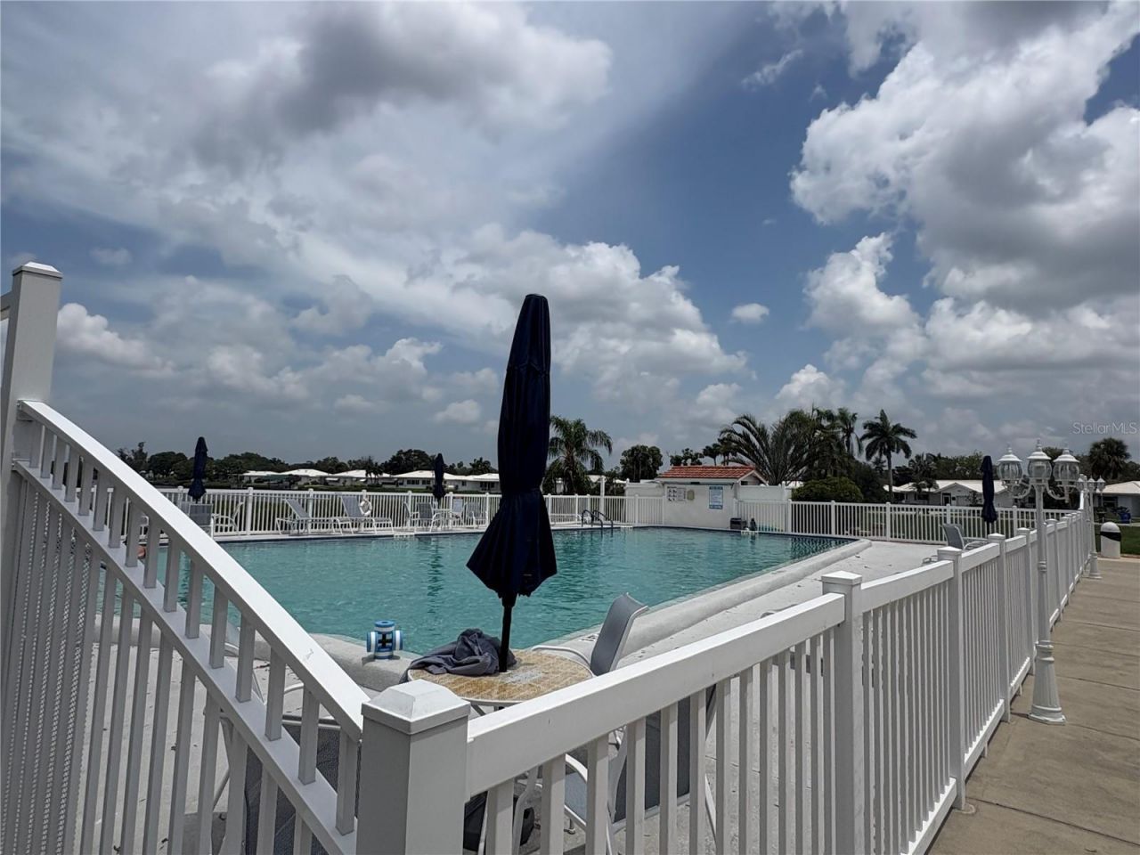 1612 S Elmwood Drive , Bradenton, FL 34208 Photo