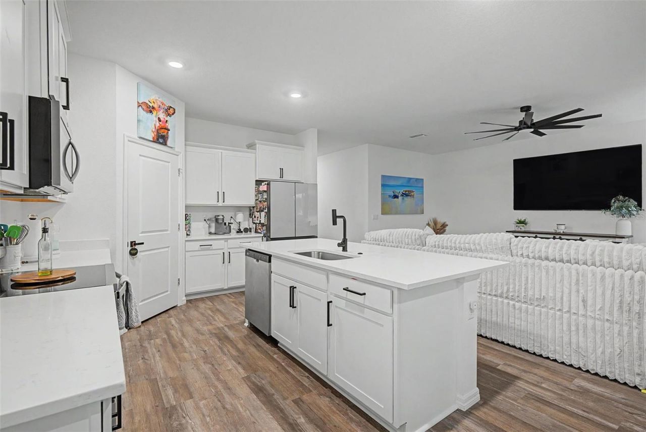 7815 Wheat Stone Drive , Zephyrhills, FL 33540 Photo