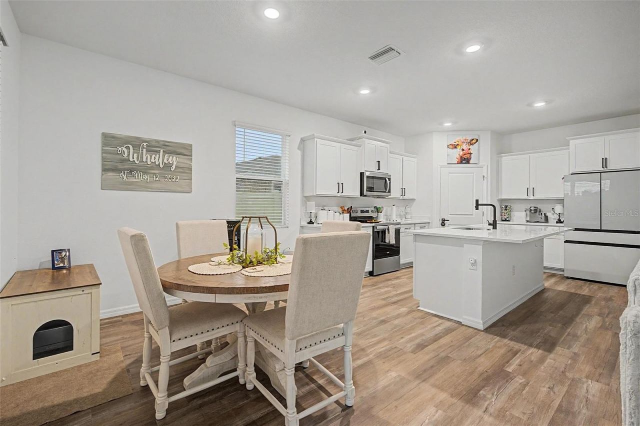 7815 Wheat Stone Drive , Zephyrhills, FL 33540 Photo