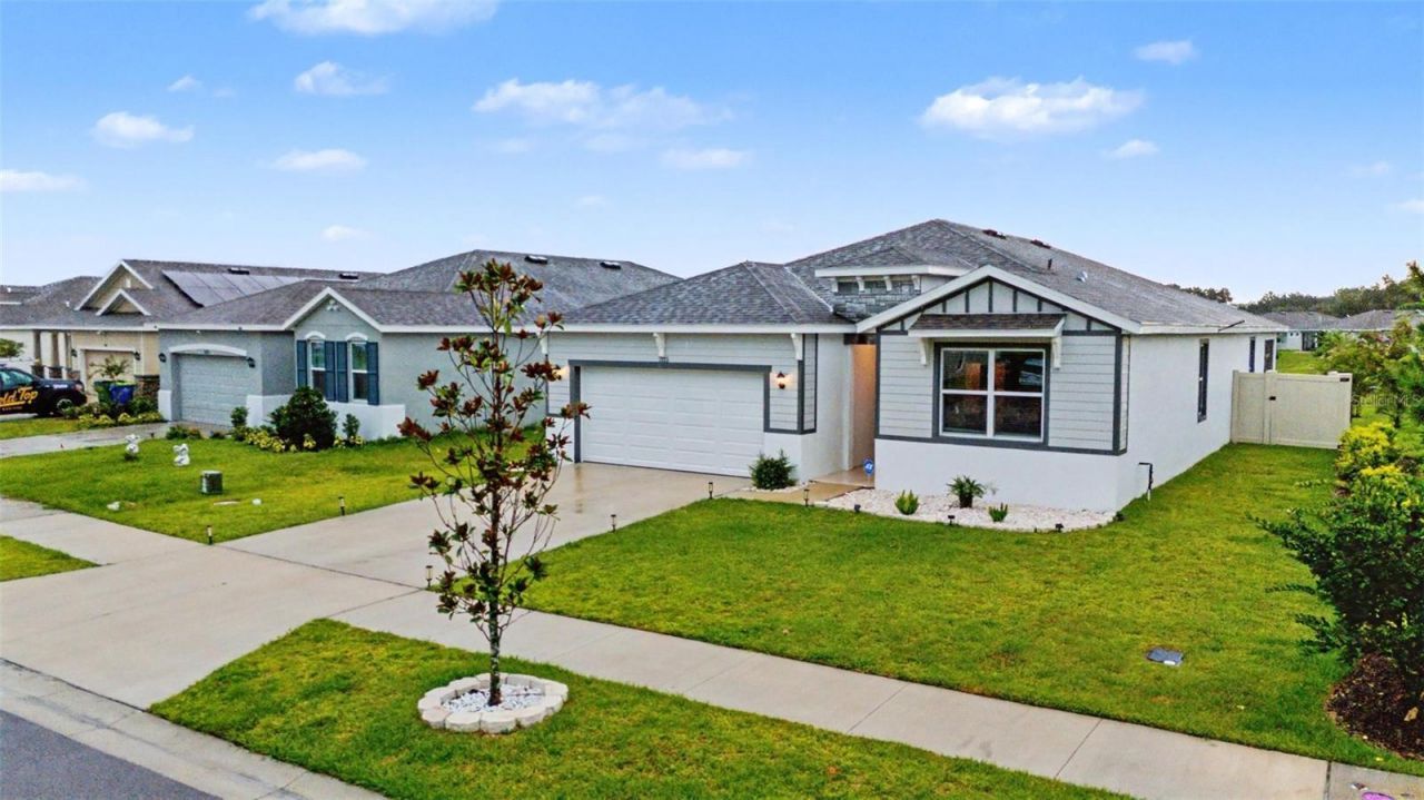 7815 Wheat Stone Drive , Zephyrhills, FL 33540 Photo