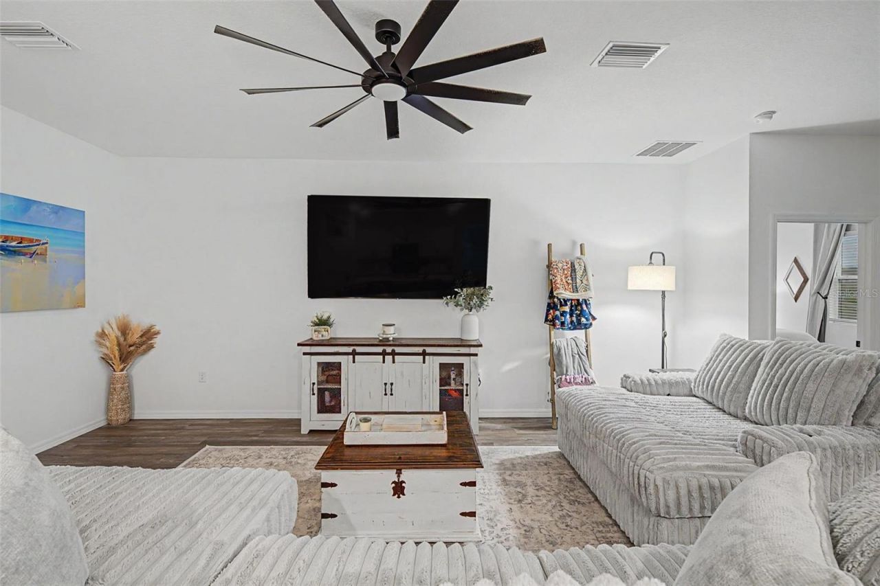 7815 Wheat Stone Drive , Zephyrhills, FL 33540 Photo