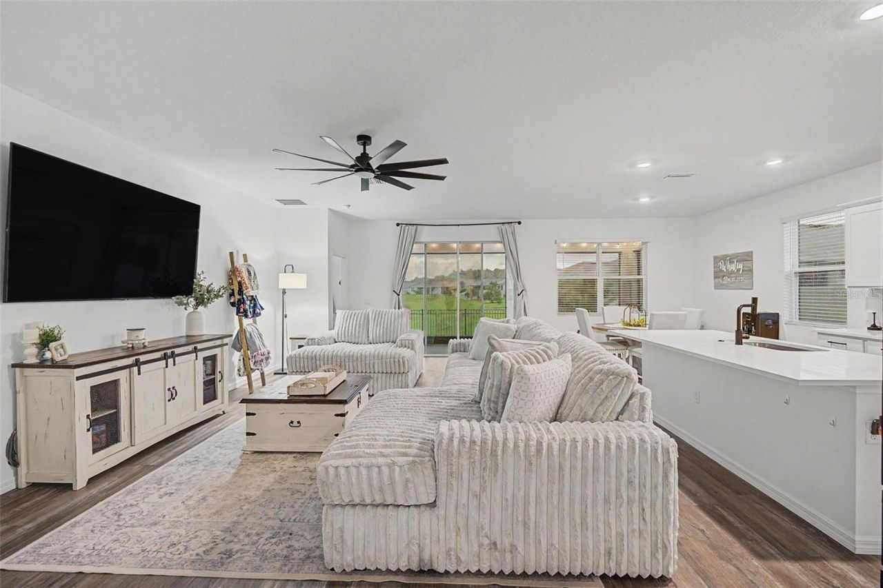 7815 Wheat Stone Drive , Zephyrhills, FL 33540 Photo