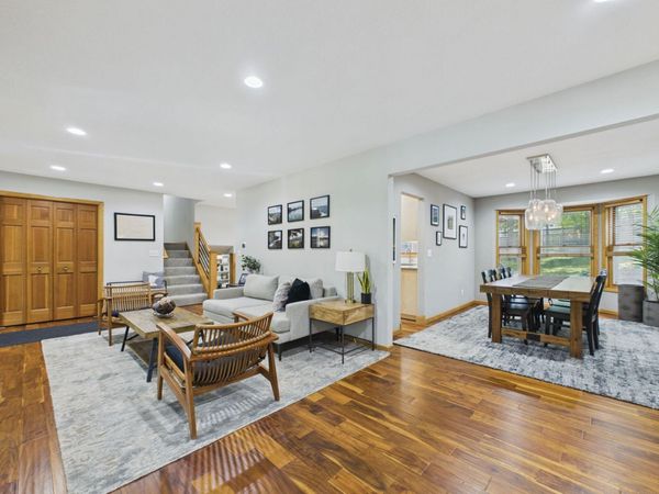 30 B Street, Saint Paul, MN 55106