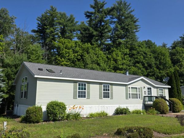 9 Ash Street, Epsom, NH 03234