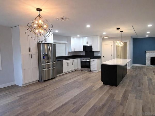3006 Yonge St , San Diego, CA 92106