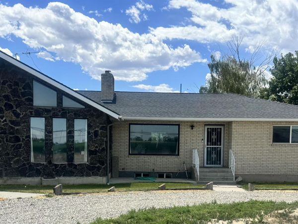 513 W 2100 S, Oakley, ID 83346