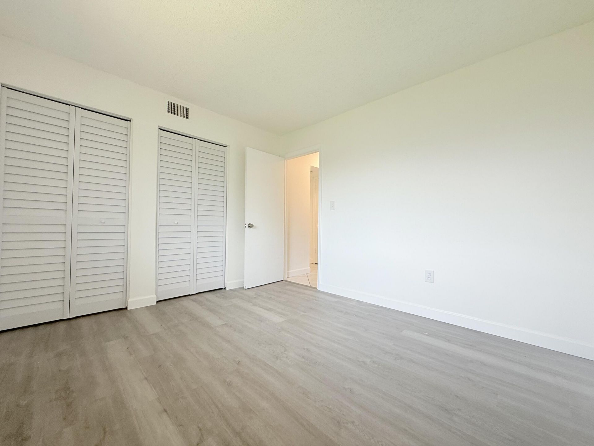 6106 Forest Hill Boulevard, Unit 204, West Palm Beach, FL 33415 Photo