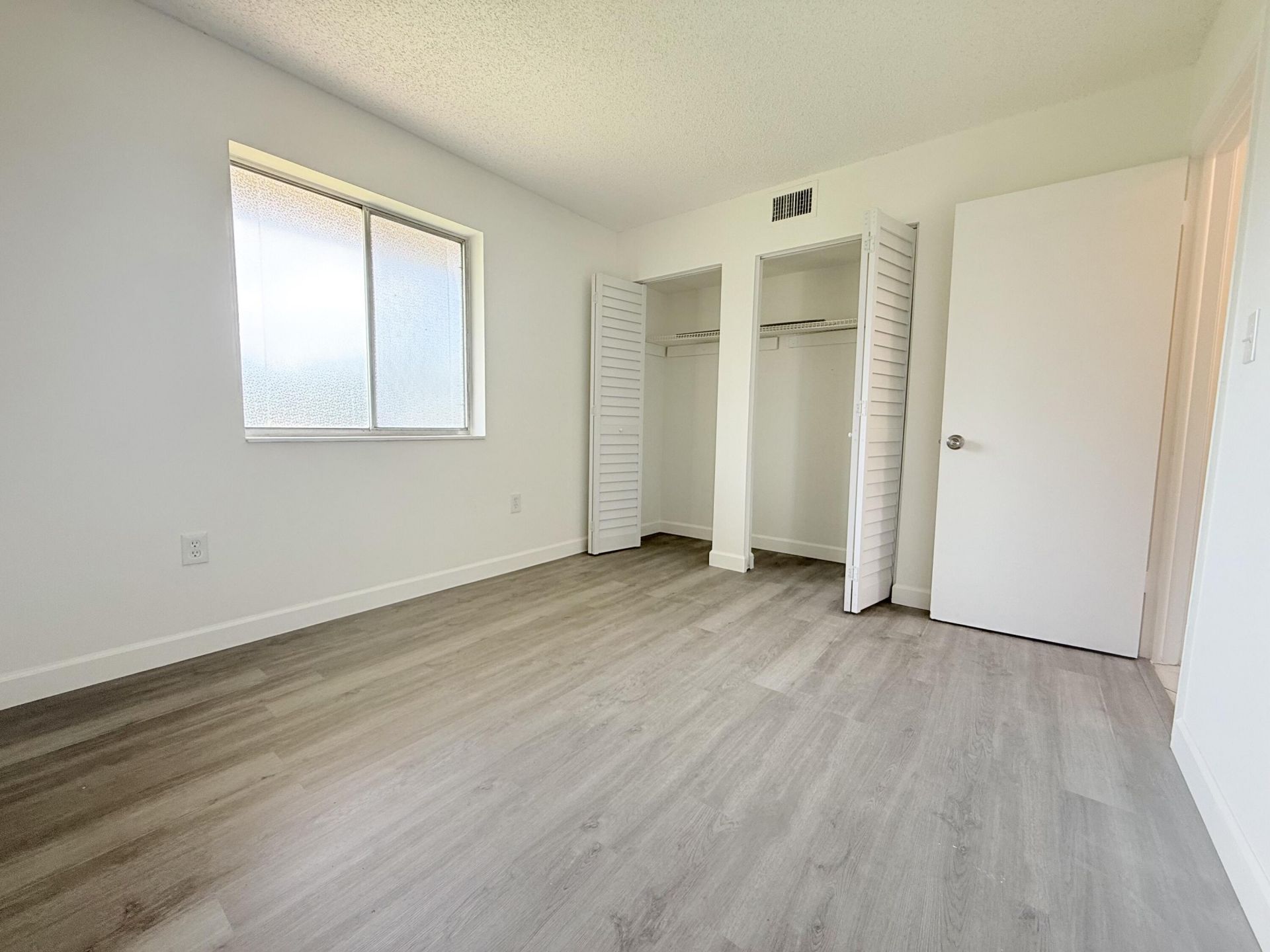 6106 Forest Hill Boulevard, Unit 204, West Palm Beach, FL 33415 Photo