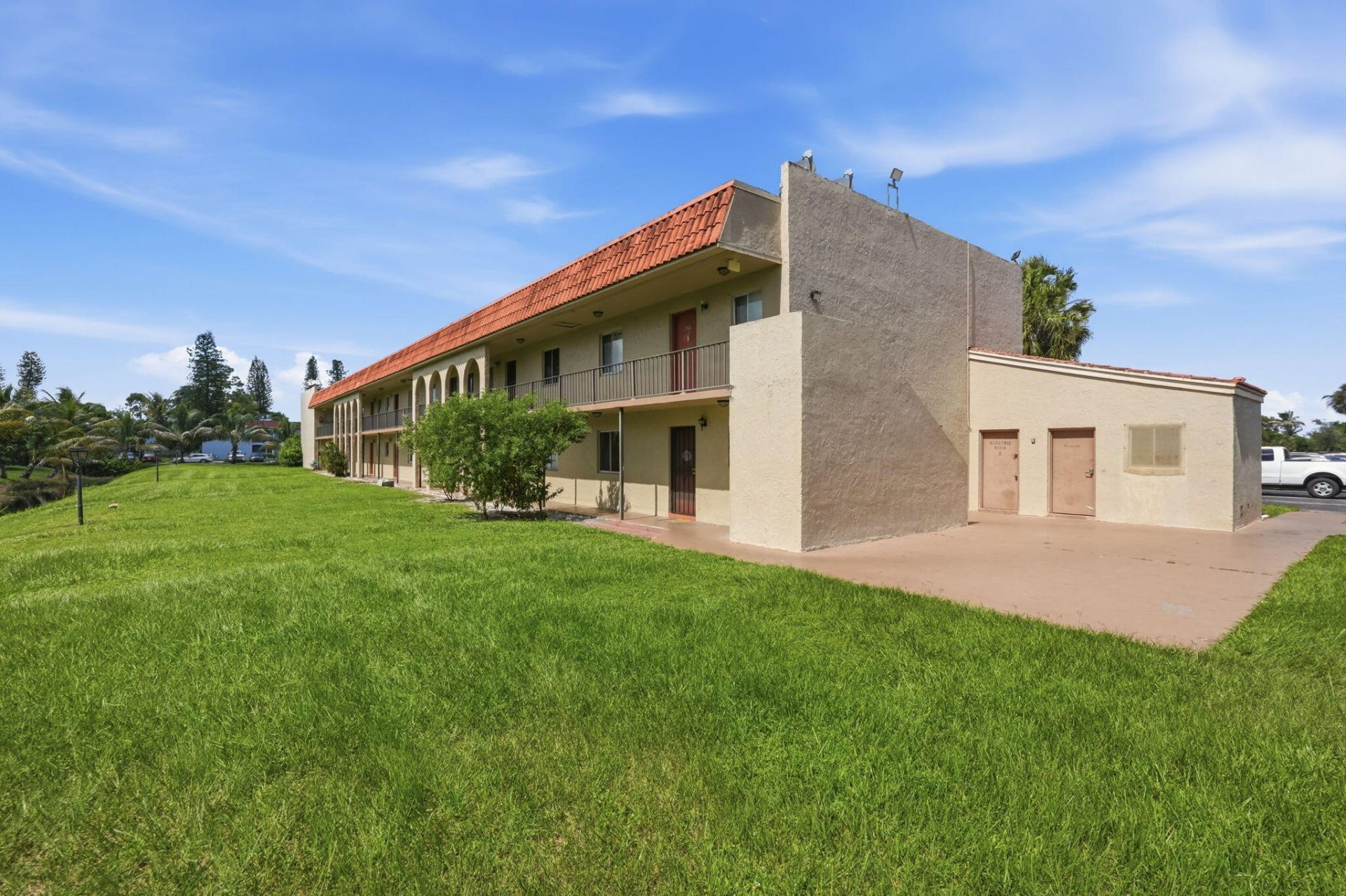 6106 Forest Hill Boulevard, Unit 204, West Palm Beach, FL 33415 Photo