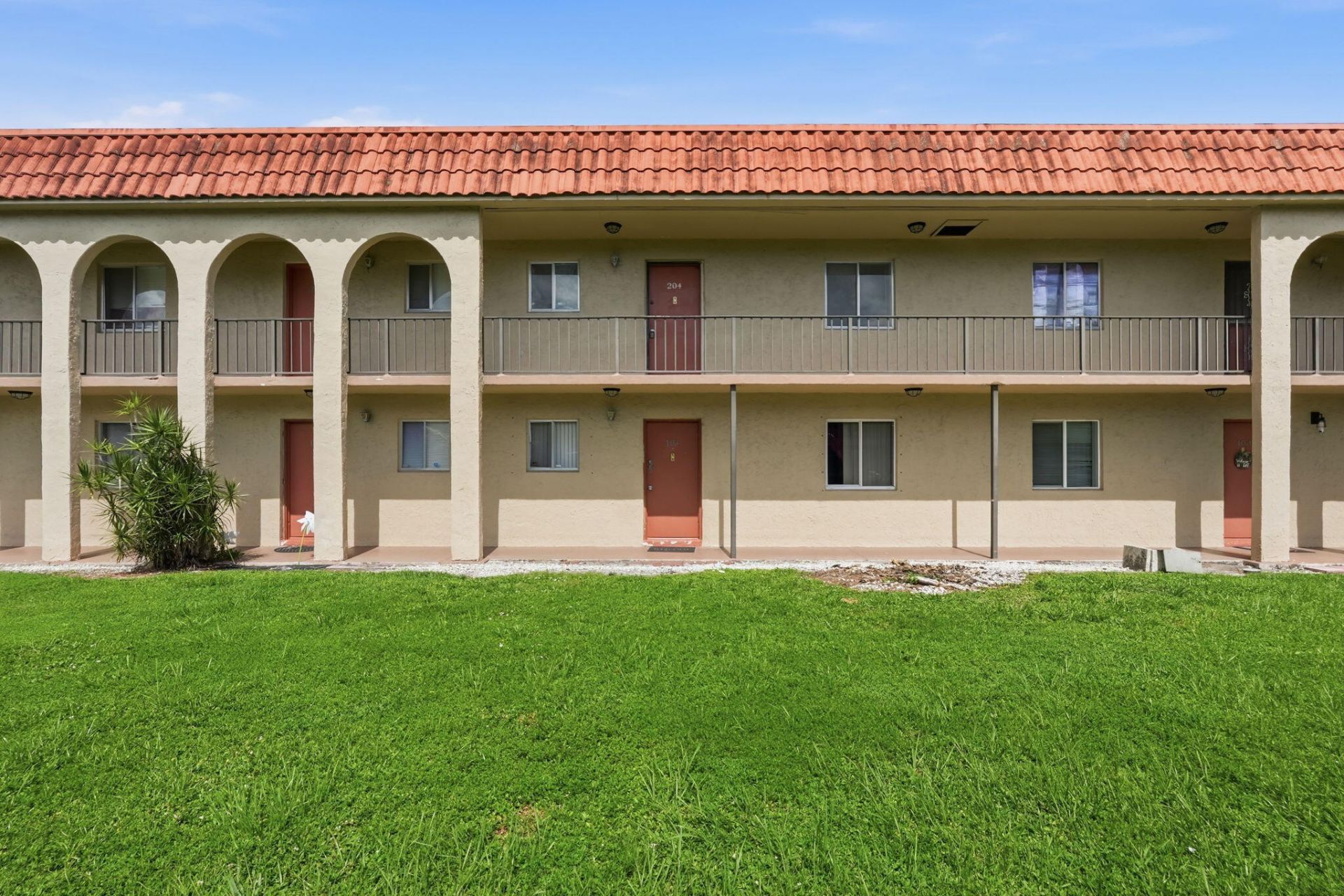 6106 Forest Hill Boulevard, Unit 204, West Palm Beach, FL 33415 Photo