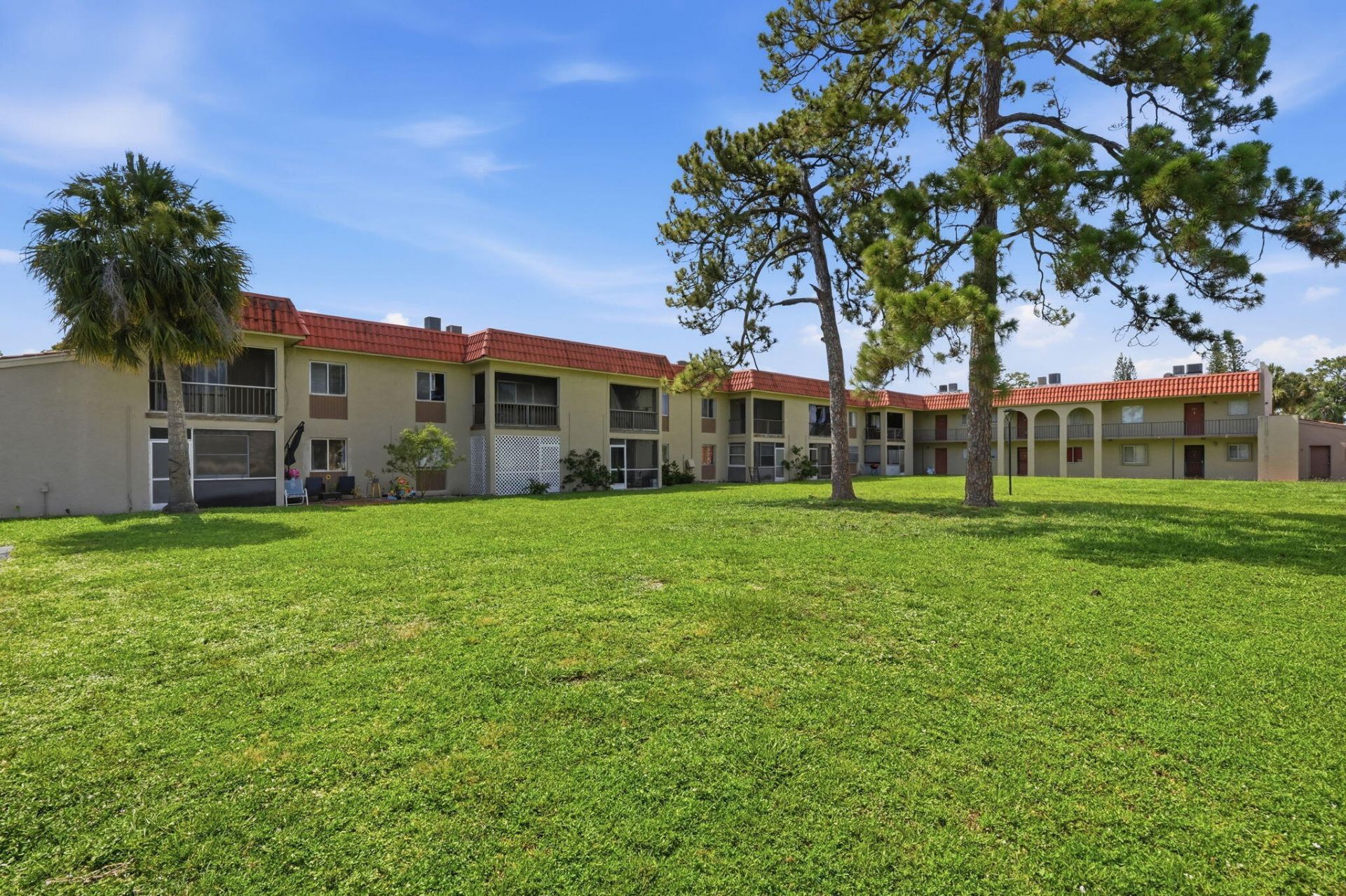 6106 Forest Hill Boulevard, Unit 204, West Palm Beach, FL 33415 Photo