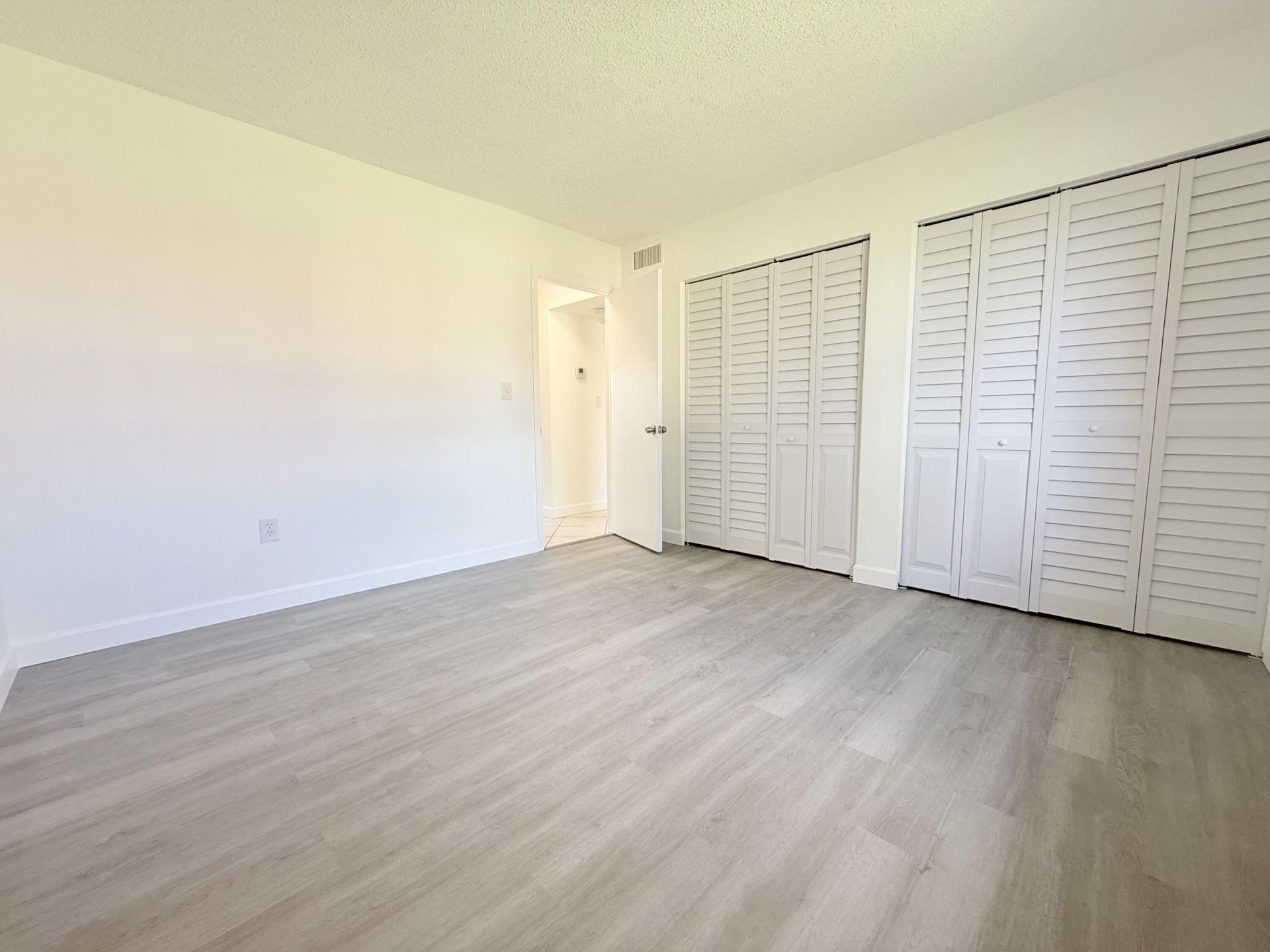 6106 Forest Hill Boulevard, Unit 204, West Palm Beach, FL 33415 Photo