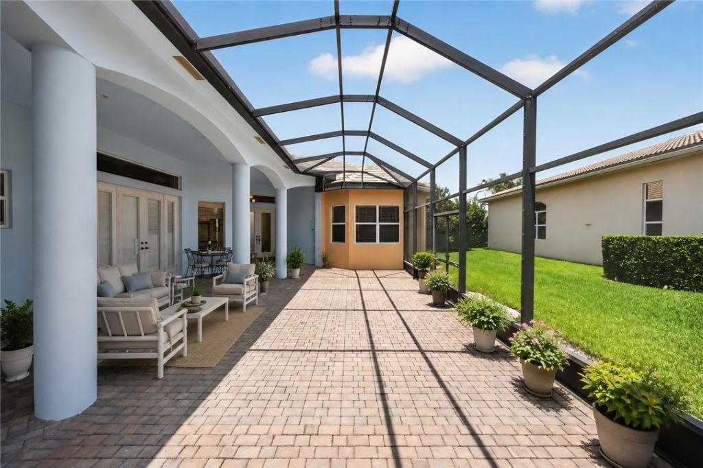 1771 Belmont Circle Sw, Vero Beach, FL 32968 Photo