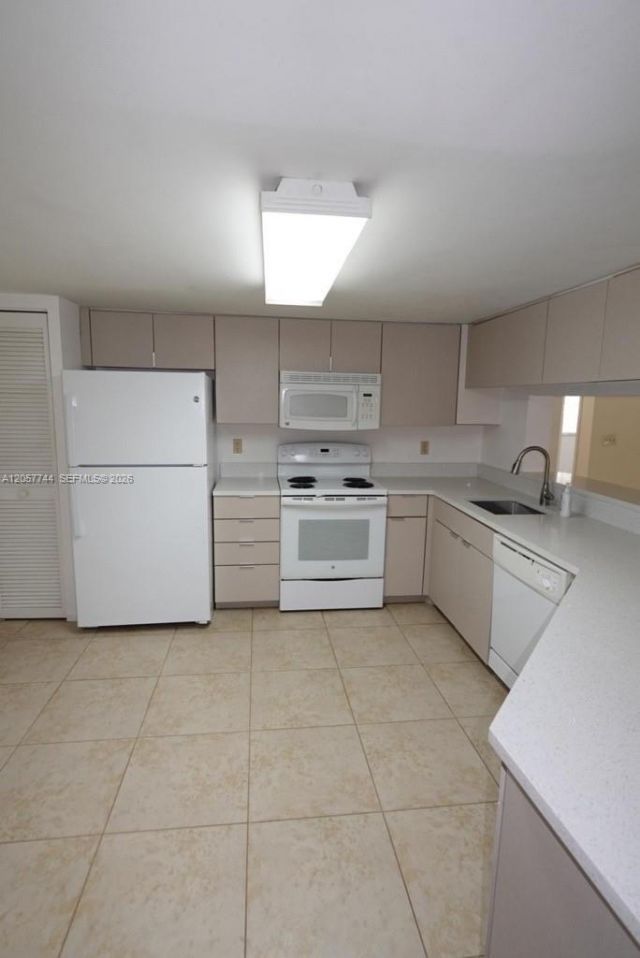 9777 Westview Dr, Unit 1121, Coral Springs, FL 33076 Photo