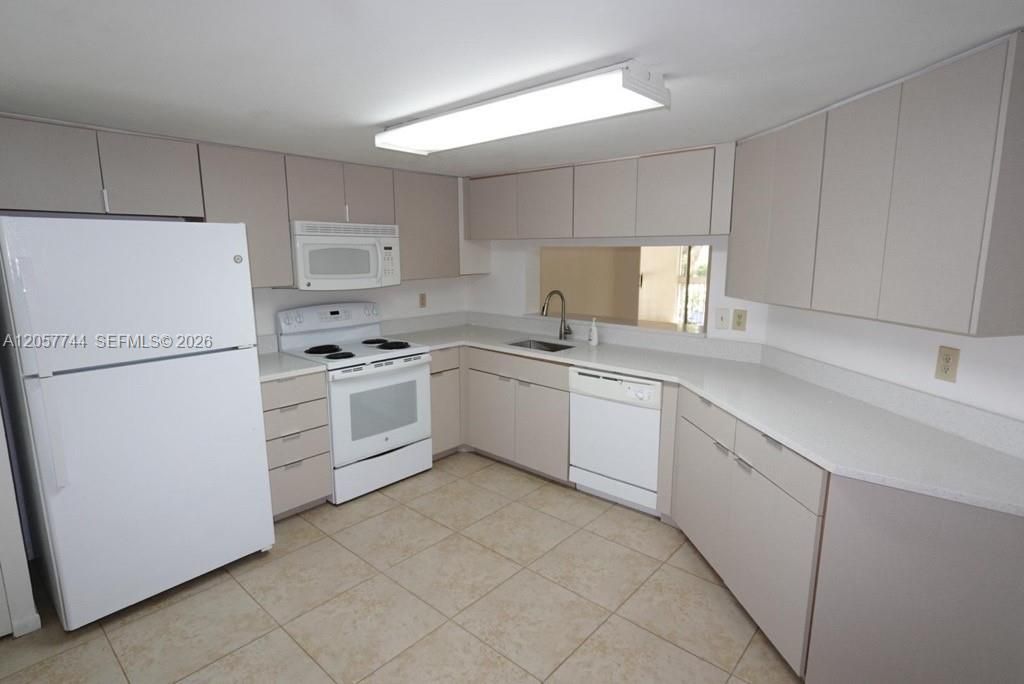 9777 Westview Dr, Unit 1121, Coral Springs, FL 33076 Photo