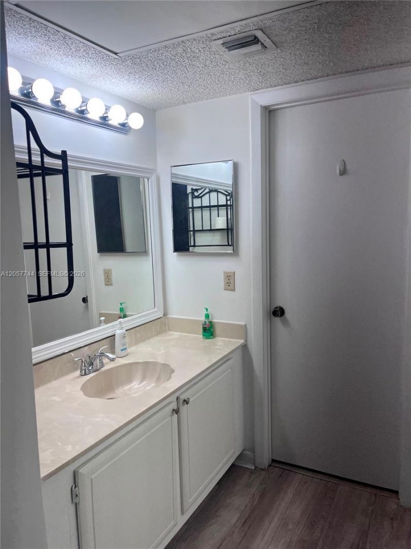 9777 Westview Dr , Unit 1121, Coral Springs, FL 33076 Photo