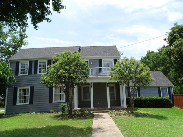 408 W Tyler Street , Ennis, TX 75119