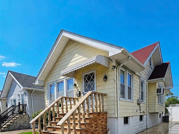 158-13 102nd Street , Howard Beach, NY 11414