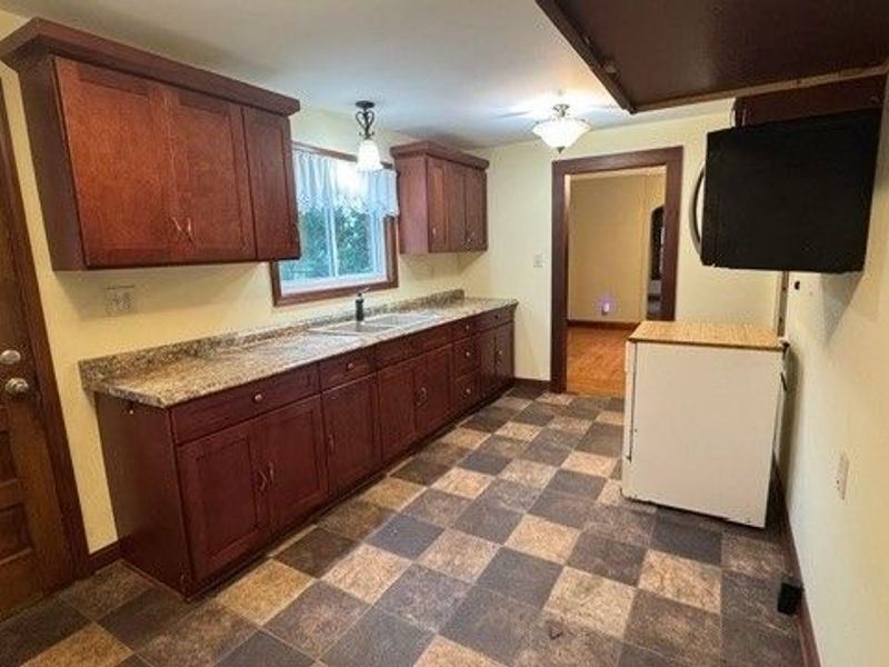 11299 Mahoning Avenue, North Jackson, OH 44451 Photo 8