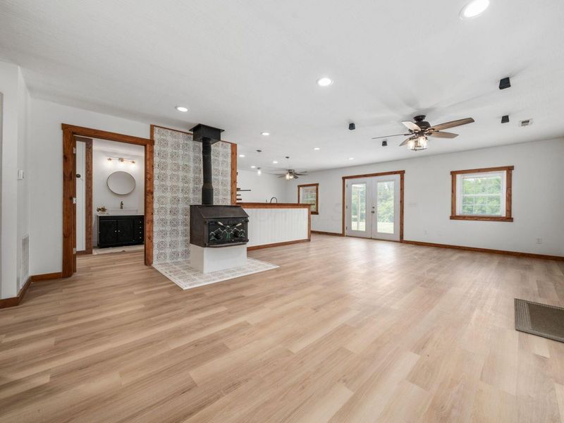2621 Larimore Road, Mount Vernon, OH 43050 Photo 3