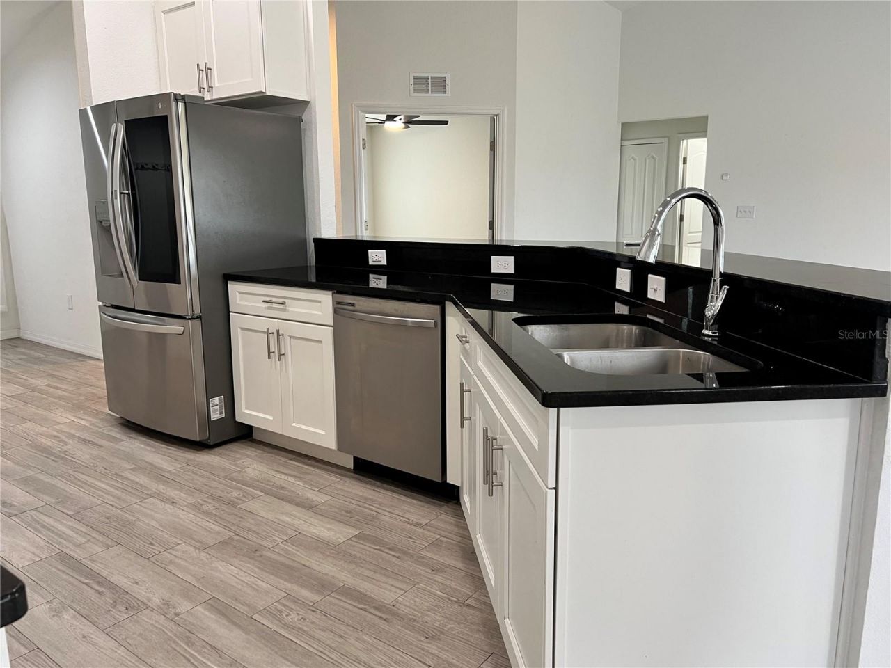 513 Central Ridge Lane , Frostproof, FL 33843 Photo