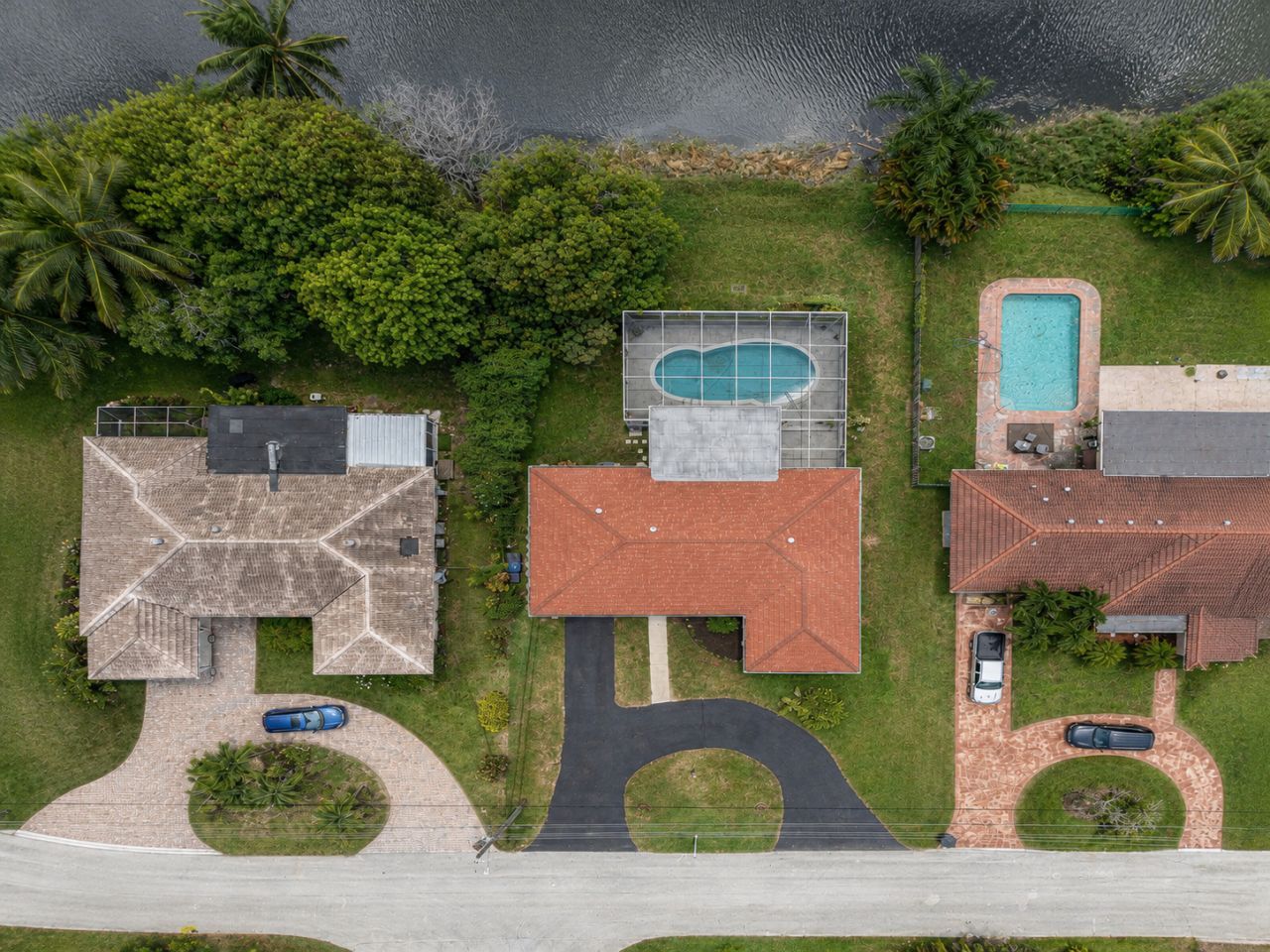 127 Calle Largo Drive, Hollywood, FL 33021 Photo