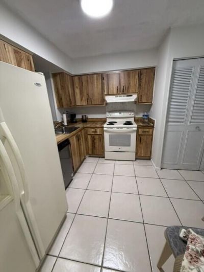7210 Lake Cir Drive, Margate, FL 33063 Photo