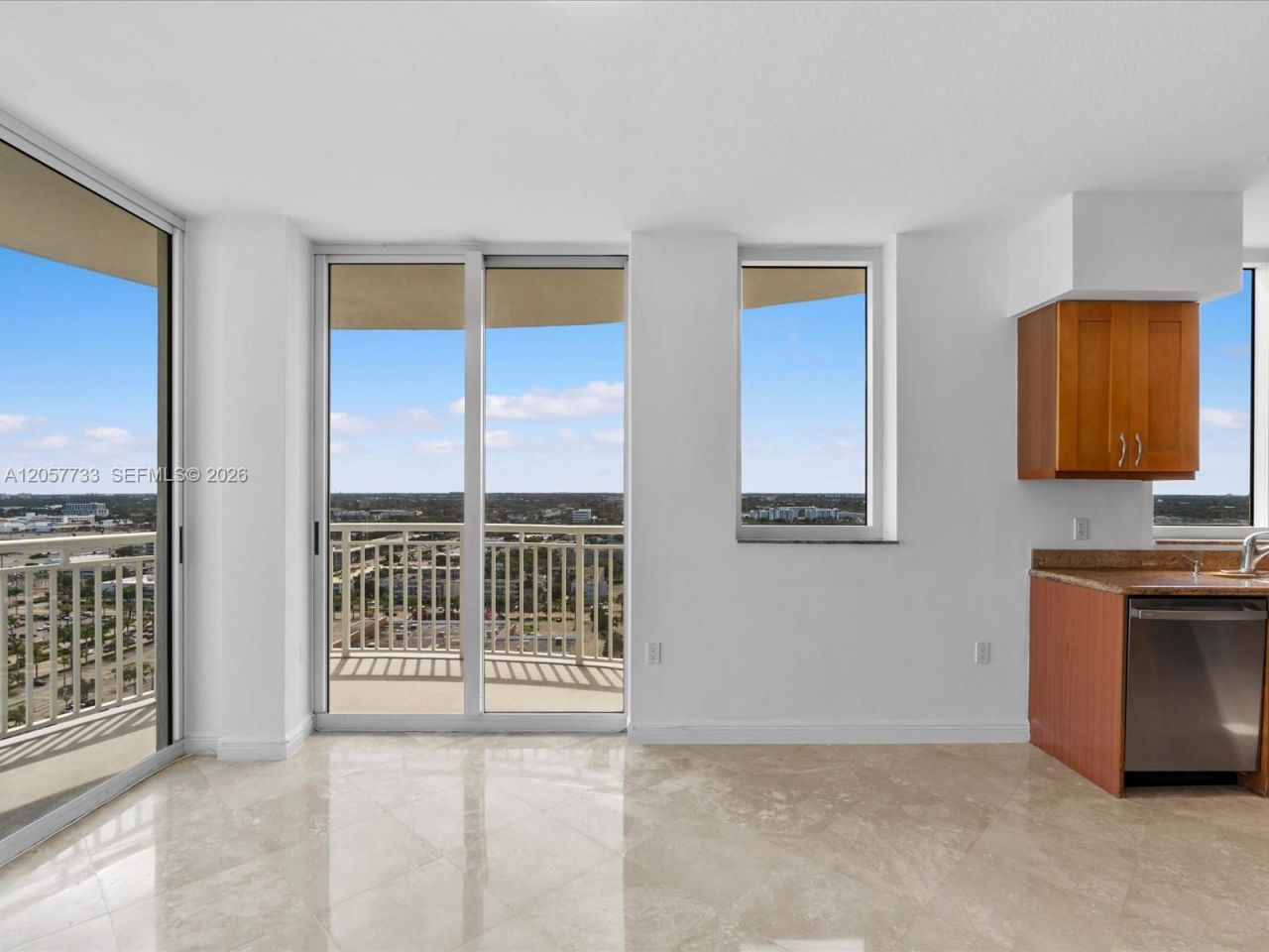 1745 E Hallandale Beach Blvd , Unit 2007W, Hallandale Beach, FL 33009 Photo