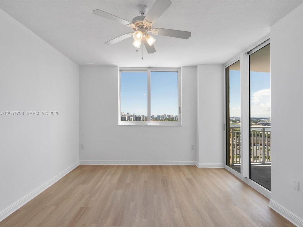 1745 E Hallandale Beach Blvd , Unit 2007W, Hallandale Beach, FL 33009 Photo