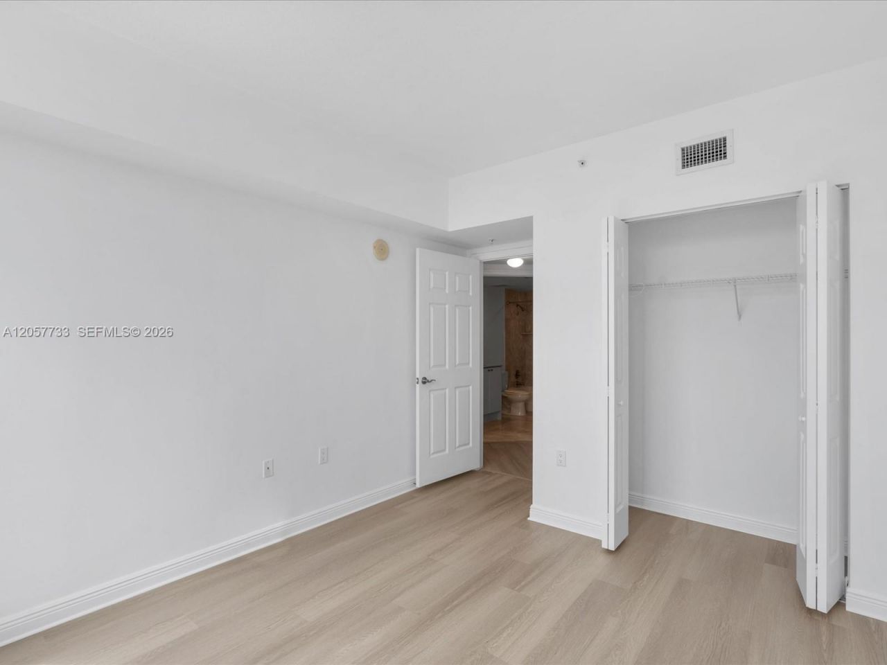 1745 E Hallandale Beach Blvd , Unit 2007W, Hallandale Beach, FL 33009 Photo