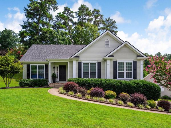 238 Brently Woods Drive, Chattanooga, TN 37421