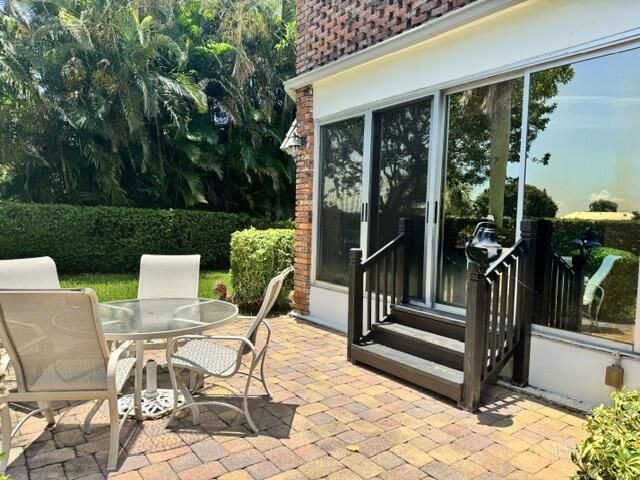 340 Orange Tree Drive, Atlantis, FL 33462 Photo